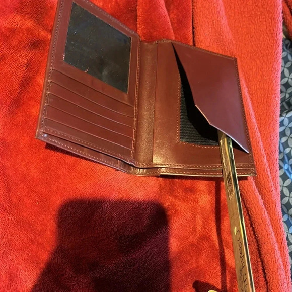 Genuine Leather wallet passport card holder in chocolate Brown - Picture 16 of 17